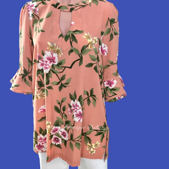 Floral Print Top w/Keyhole Cutout and Bell Sleeves - Picture 3 of 10